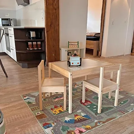 Hof Regia Altera Apartment *