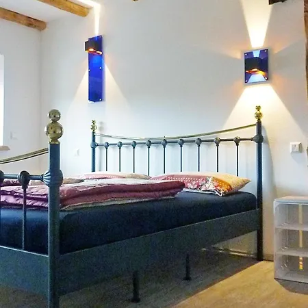 Apartment Hof Regia Altera *